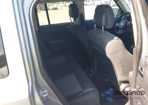 2016 Jeep Patriot Sport from USA, damaged, VIN 1C4NJPBA7GD636936